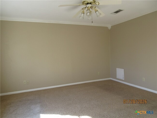 Building Photo - 906 Illinois Ave