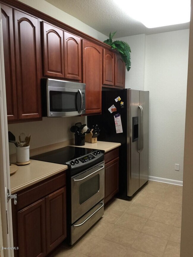 Building Photo - 3868 Lexmark Ln