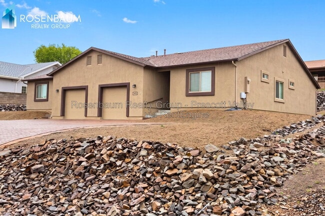 Building Photo - 9585 E Magma Dr