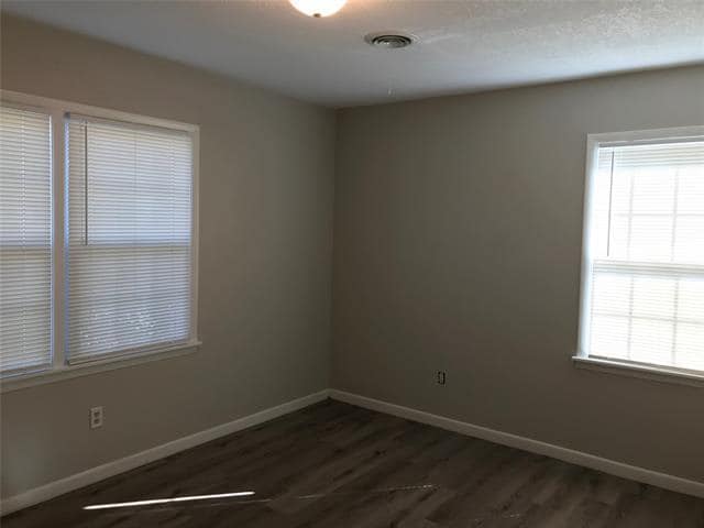Building Photo - 1318 Mimosa Dr