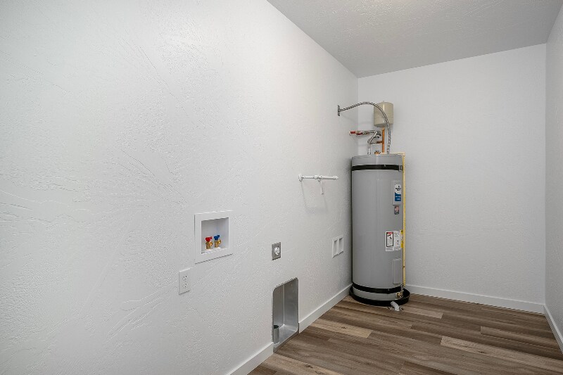 Building Photo - 128 W View Dr