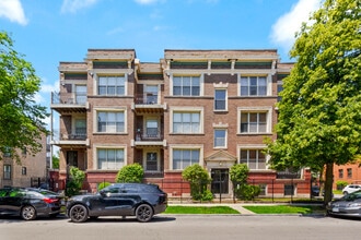 Building Photo - 4902 S Forrestville Ave