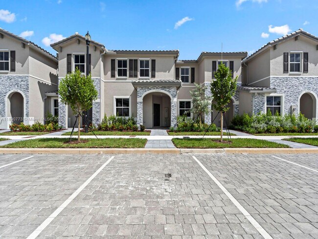 Primary Photo - 1525 SE 27th Rd