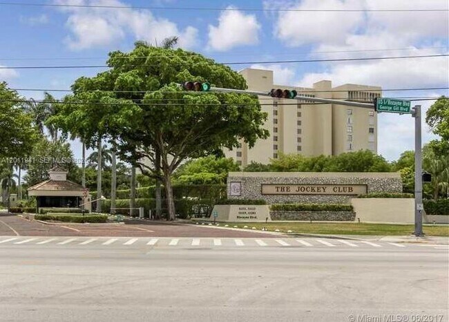Building Photo - 11111 Biscayne Blvd