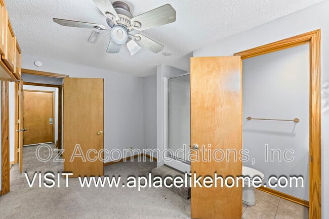 Building Photo - 15306 Riley St