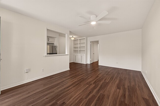 Building Photo - 1217 Heights Blvd