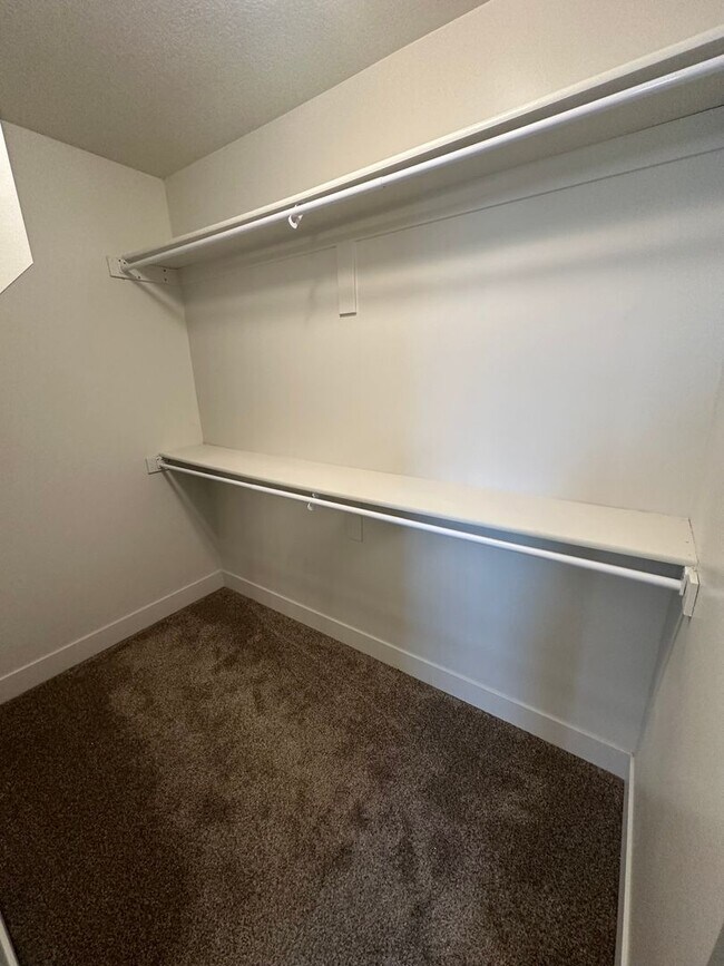 Building Photo - 3 Weeks Rent FREE! 3 Bed 2.5 Bath House for Rent in Morgan!