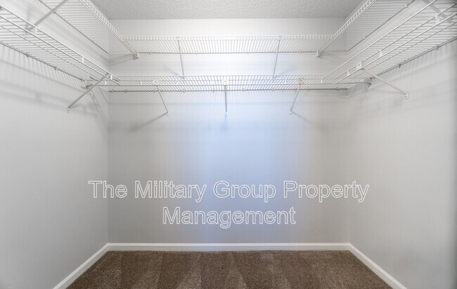 Building Photo - 341 Dijon Dr S