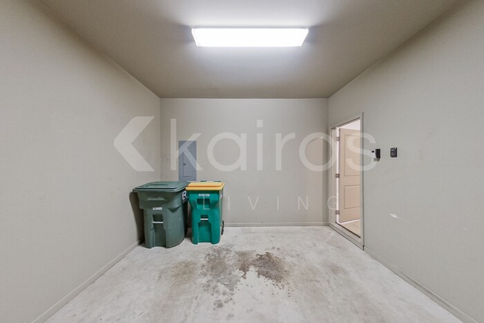 Building Photo - 2216 Perry St