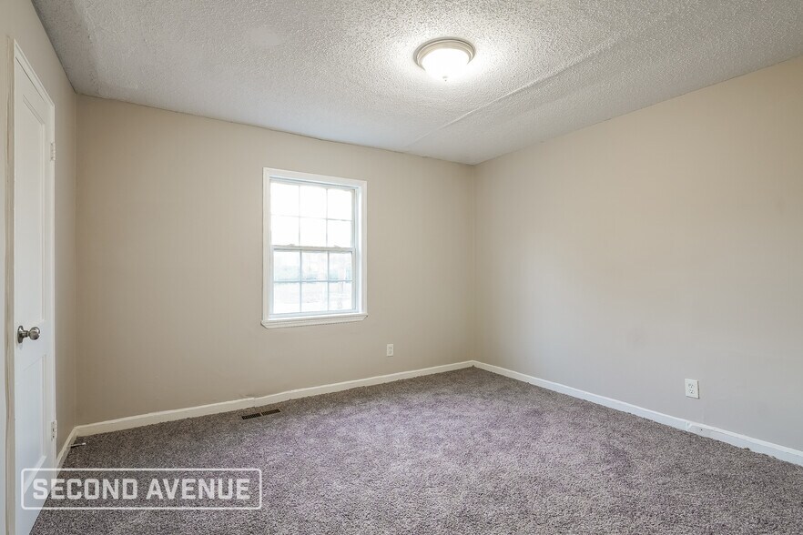 Building Photo - 1225 15th St SW