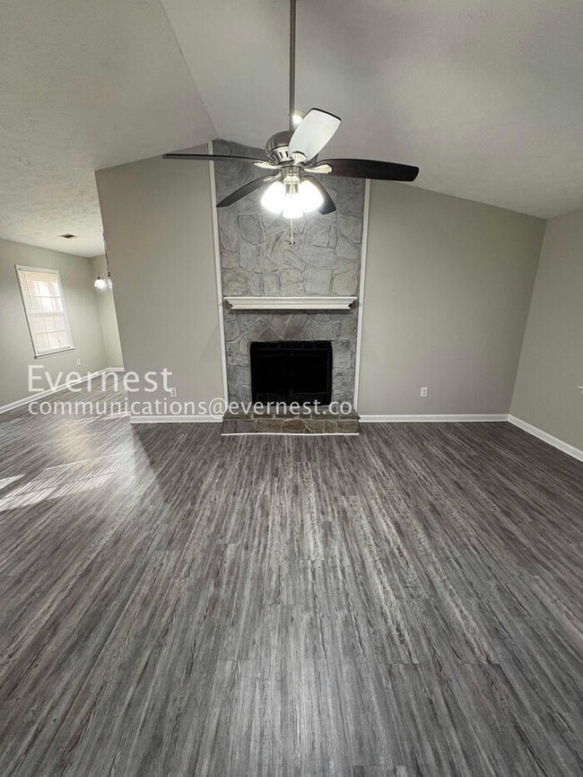 Building Photo - 130 Summerfield Dr