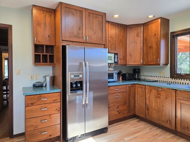 Building Photo - Turnkey Barranca Mesa Cul-de-sac Home