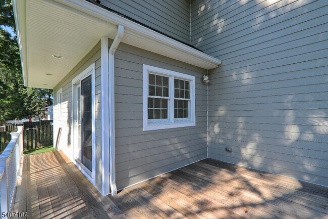 Building Photo - 2114 Elizabeth Ave