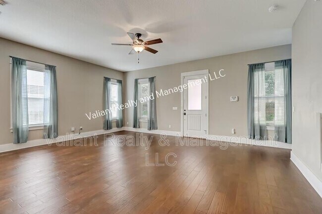 Building Photo - 1228 Willow Ct