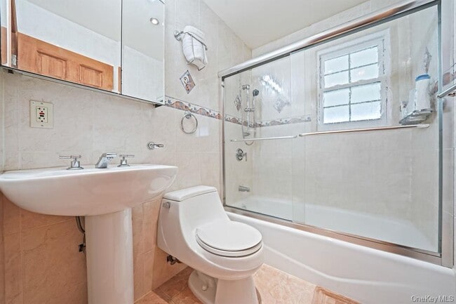 Building Photo - 508 Chamberlin St