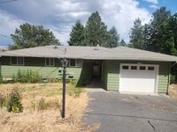 Building Photo - 520 Highland Wy