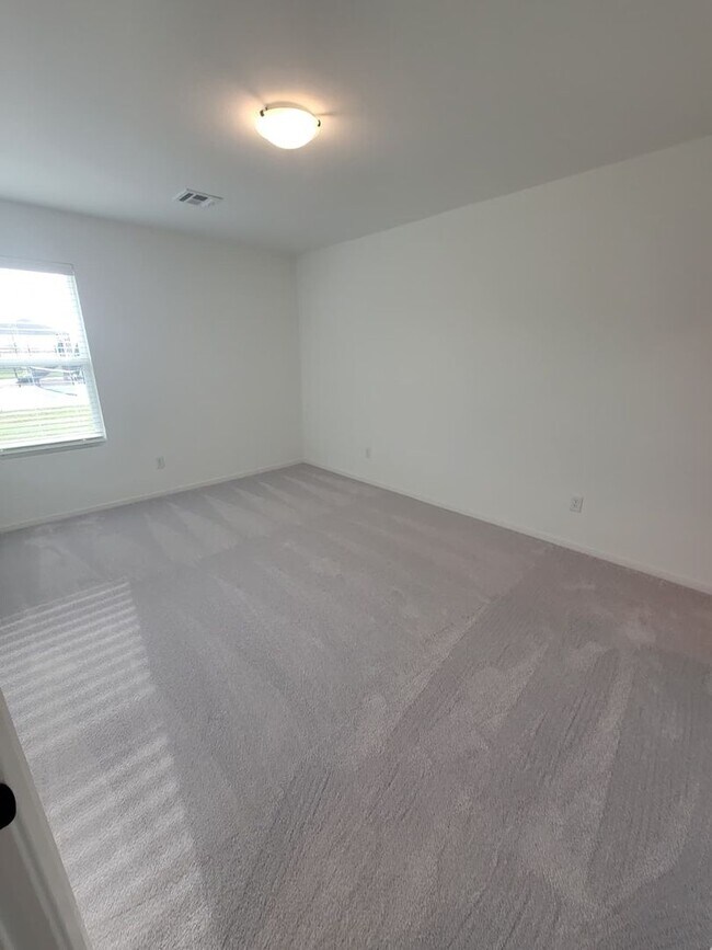 Building Photo - Stunning New Construction Simmons Home - 5 Bed 3 Bath - Pond View!