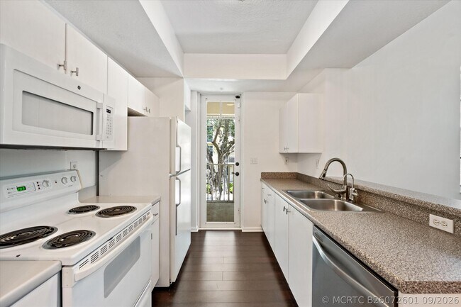 Building Photo - 4822 Chancellor Dr