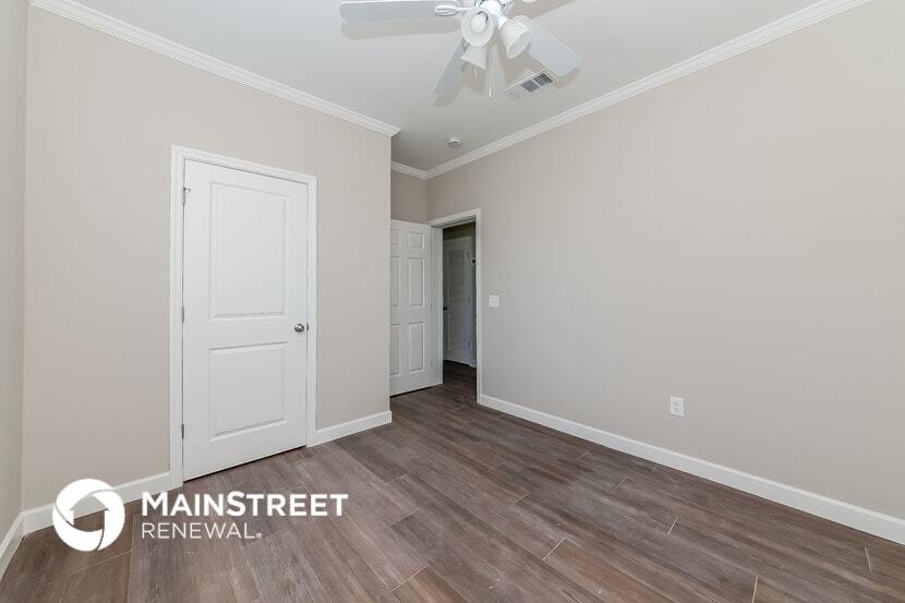 Building Photo - 509 60th Ave Dr W