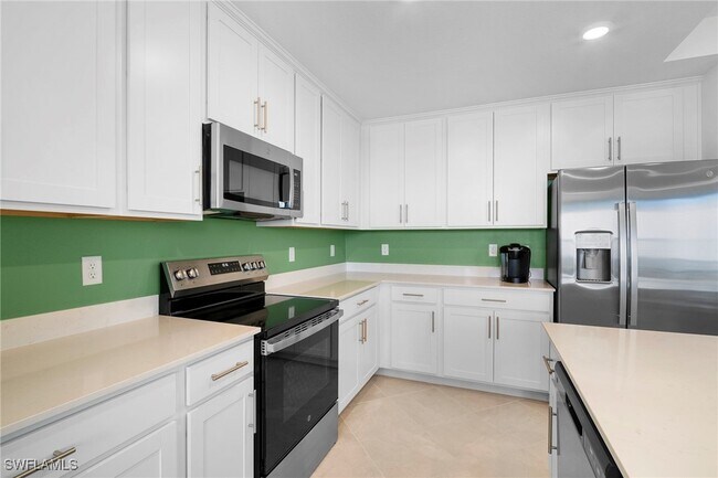 Building Photo - 15285 Green Acres Rd