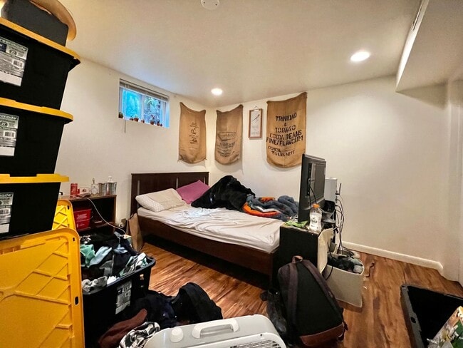 Building Photo - Spacious 5 bed, 2 bath Home in a Great Fort Collins Location!