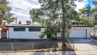 Building Photo - 612 N Bruce St