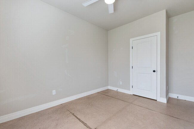 Building Photo - 13607 Hunters View St