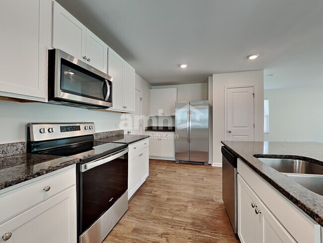 Building Photo - 112 Tobago Cir