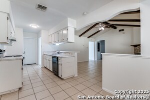 Building Photo - 14210 Light Bend