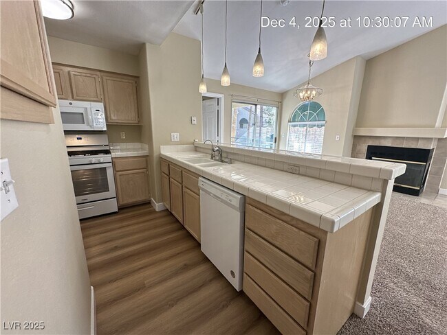 Building Photo - 2251 Wigwam Pkwy