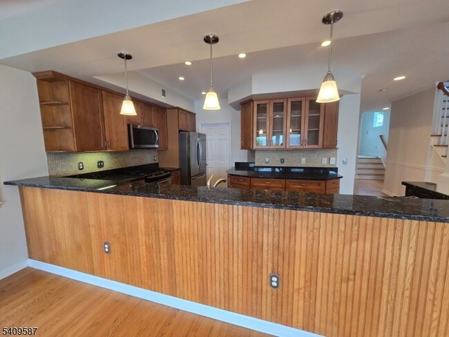 Building Photo - 23 S Bertrand Rd