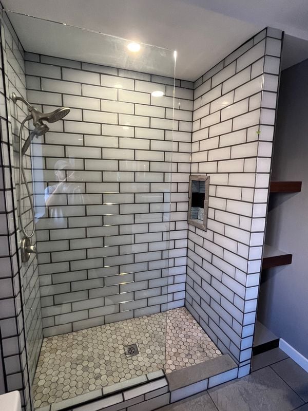 Building Photo - 3547 E Green St