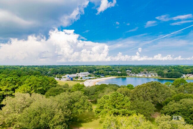 Building Photo - 18269 Colony Dr Dr