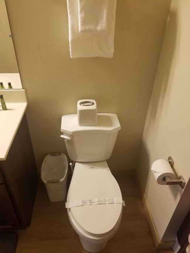 Building Photo - N72W13536 Lund Ln