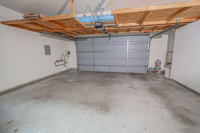 Building Photo - 26149 Shadow Rock Ln