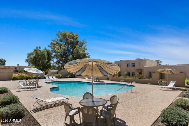 Building Photo - 8348 E Solano Dr