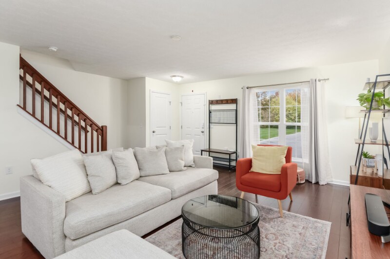 Building Photo - 6177 Needletail Rd