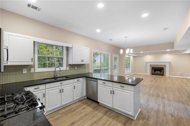 Building Photo - 5705 Cannonero Dr