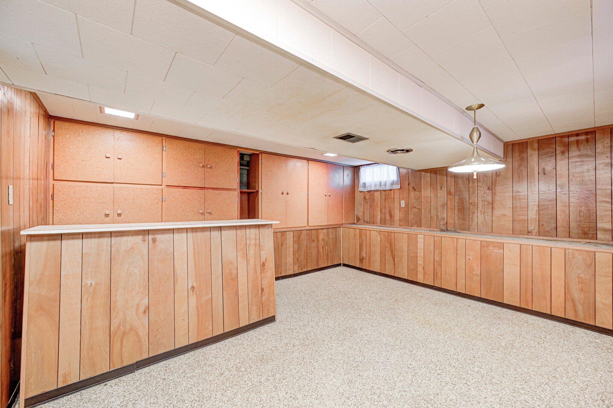 hobby room (basement) - 1744 N Norfolk St