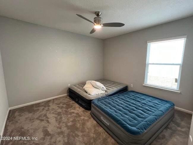 Building Photo - 16022 Willow Bluff Ct