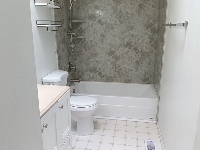 Building Photo - 3 Bedroom, 2.5 Bathroom Home! Schedule a Showing Soon!