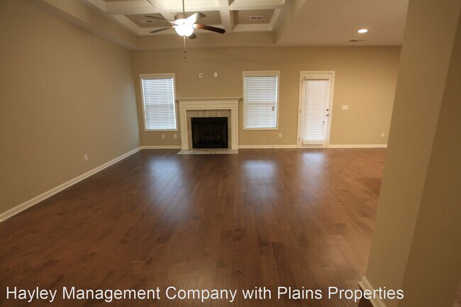 Building Photo - 5 br, 3 bath House - 1006 Dunkirk Circle