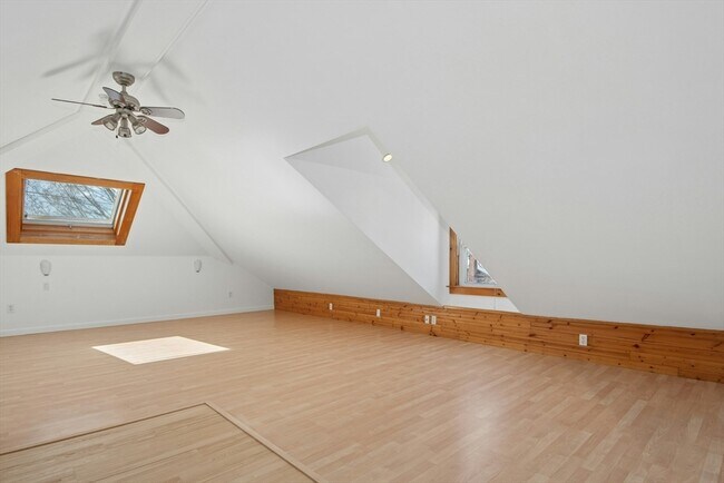 Building Photo - 78 Grove St