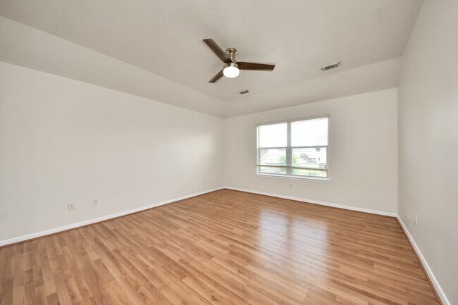 Building Photo - 6950 Sterling Meadow Dr