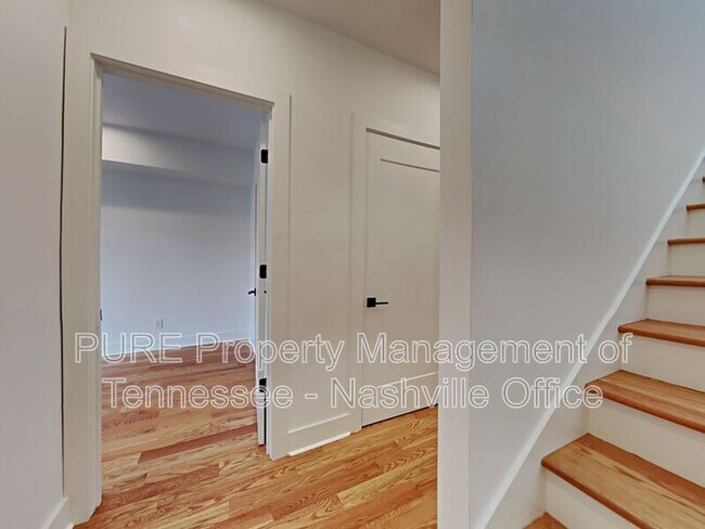 Building Photo - 1256 Thomas St