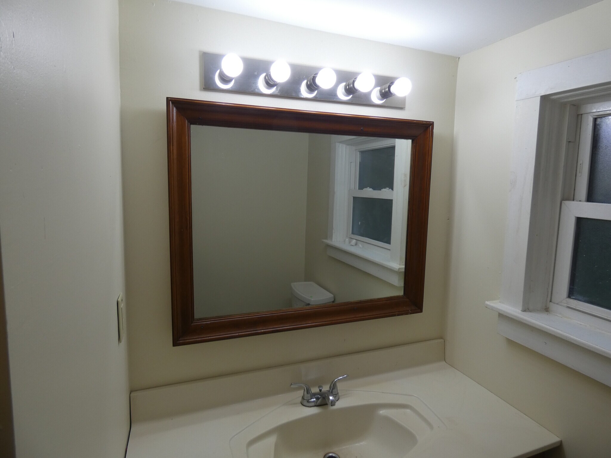 Building Photo - 426 Maryland Ave