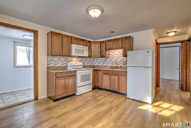 Building Photo - 127 Mulberry St