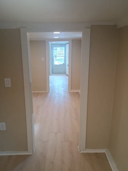 Building Photo - 321 Fisher Ave