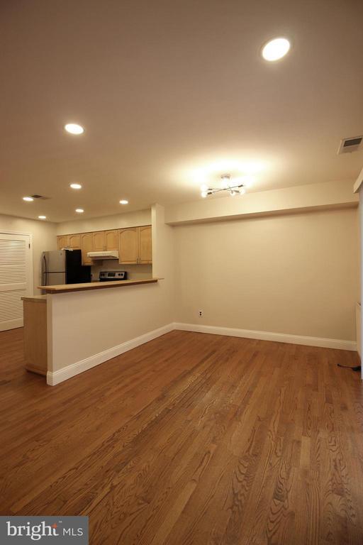 Building Photo - 3946 El Camino Pl