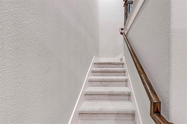 Building Photo - 4646 Rhett Ln